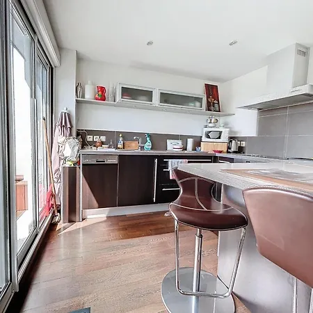 Duplex T3 Avec Terrasse, Vue Sur Et Wifi - Fr-1-361-566