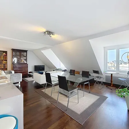 Duplex T3 Avec Terrasse Au Cœur De - Fr-1-361-566 * Granville