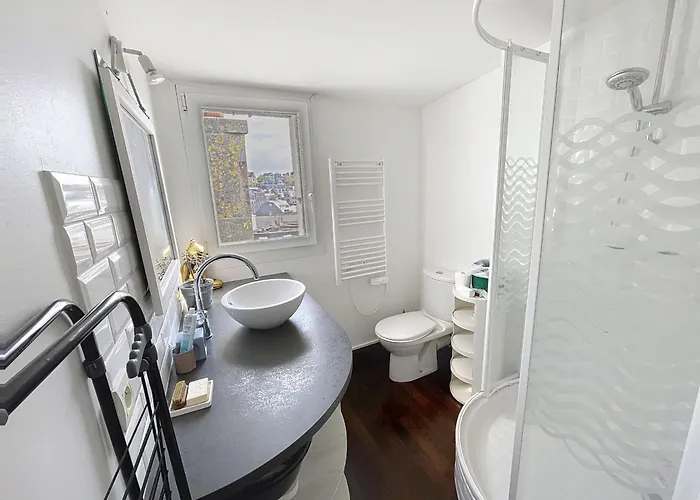 Duplex T3 Avec Terrasse Au Coeur De - Fr-1-361-566 アパート