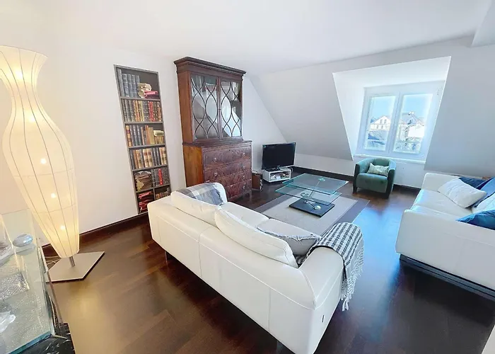 Duplex T3 Avec Terrasse Au Coeur De - Fr-1-361-566