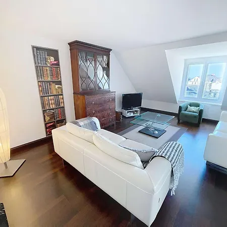 Duplex T3 Avec Terrasse Au Coeur De